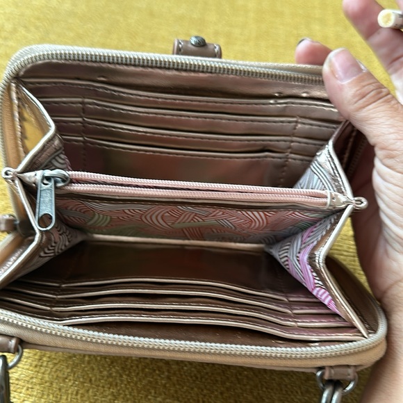 The Sak Polka dot  crossbody wallet *NEW/ leather - Picture 3 of 3